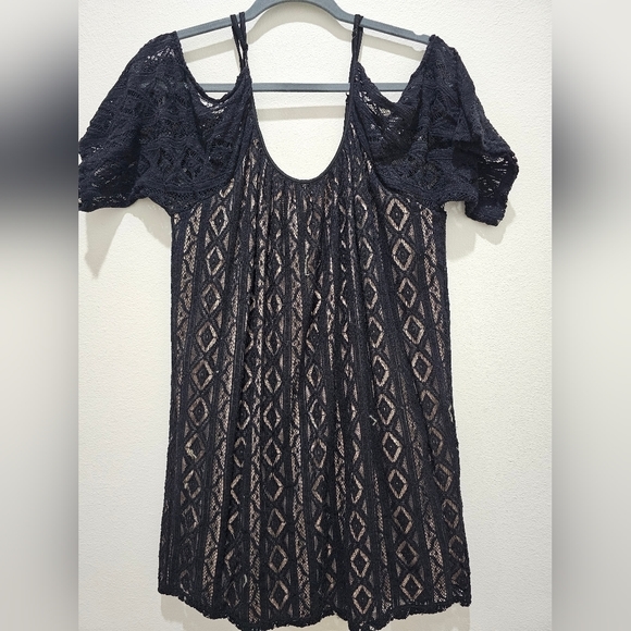 Off the shoulder adjustable strap black lace Express Dress. - Picture 1 of 5